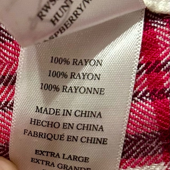 Rails Hunter Button Down in Raspberry & White - Picture 6 of 6